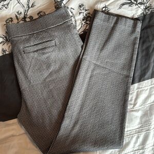 Studio Works Black and White Patterned Pull On Pants Women’s Size 14